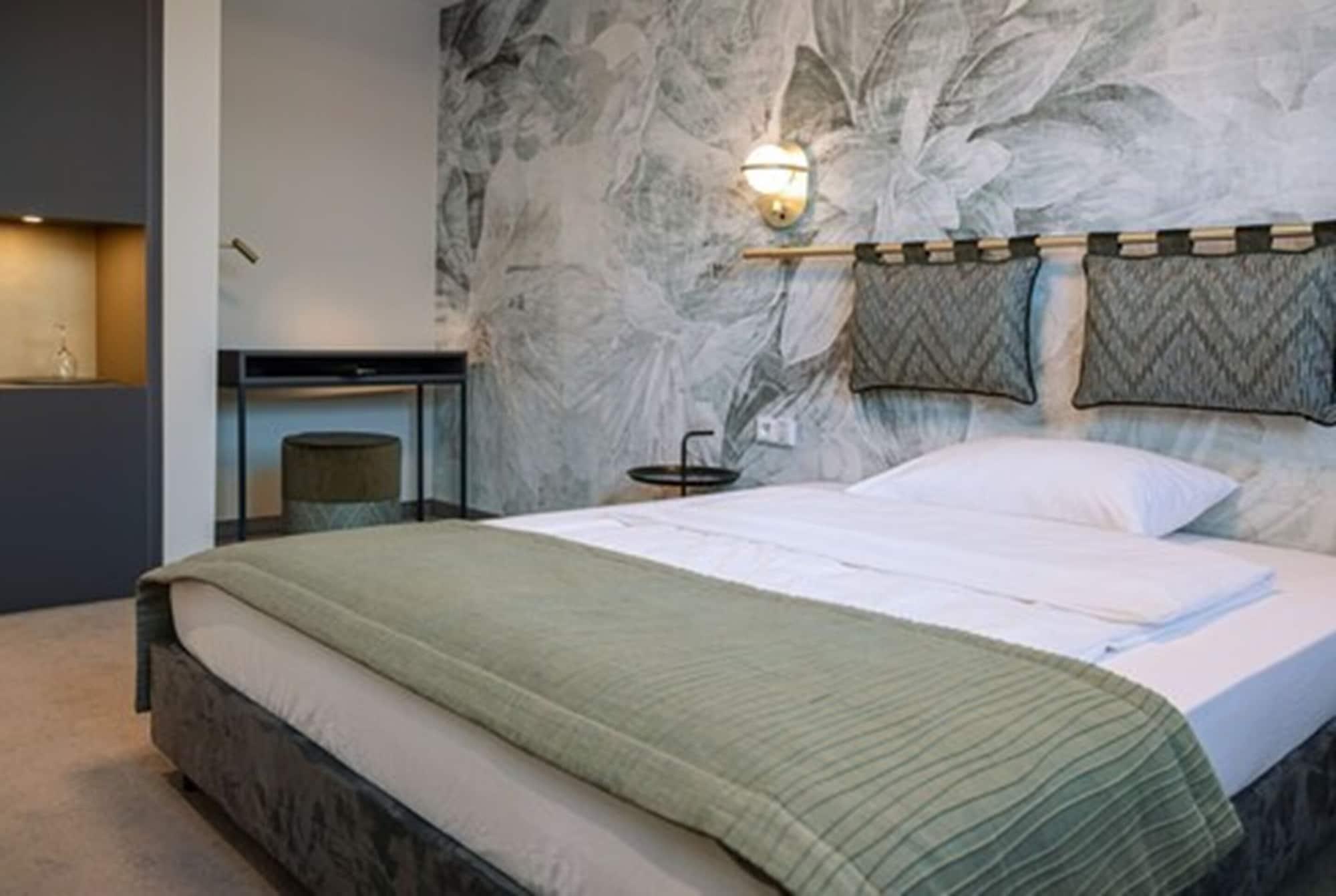 Parkhotel Schmid Adelsried Bagian luar foto