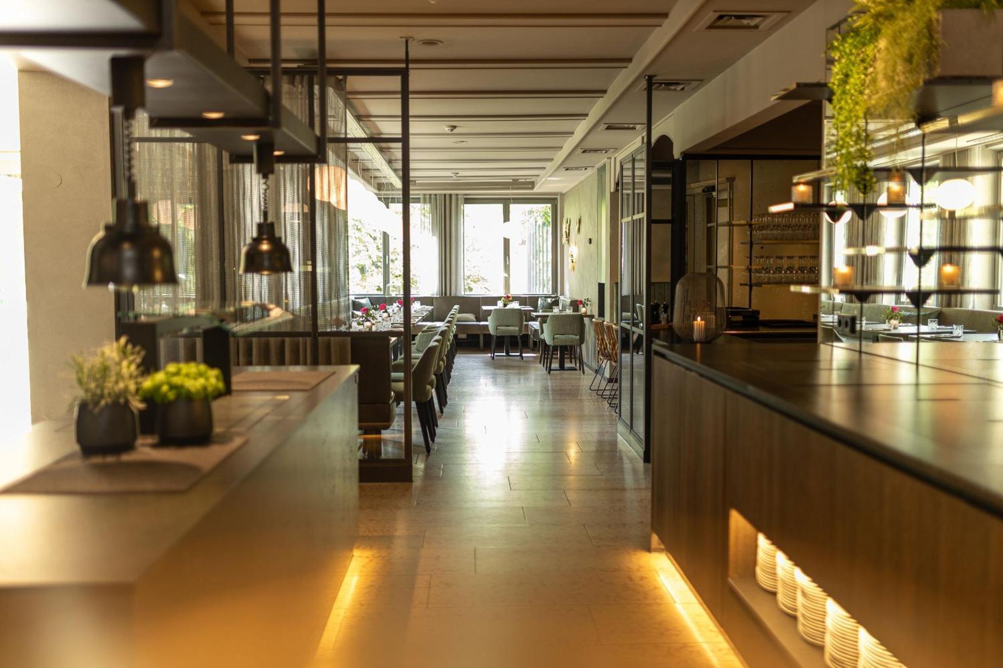 Parkhotel Schmid Adelsried Bagian luar foto