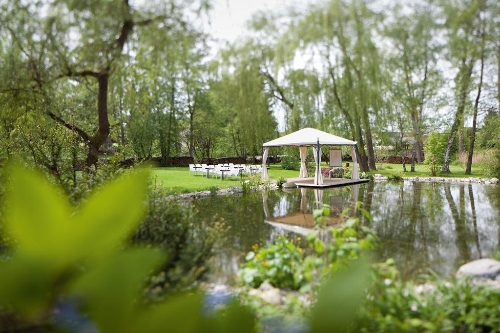 Parkhotel Schmid Adelsried Bagian luar foto