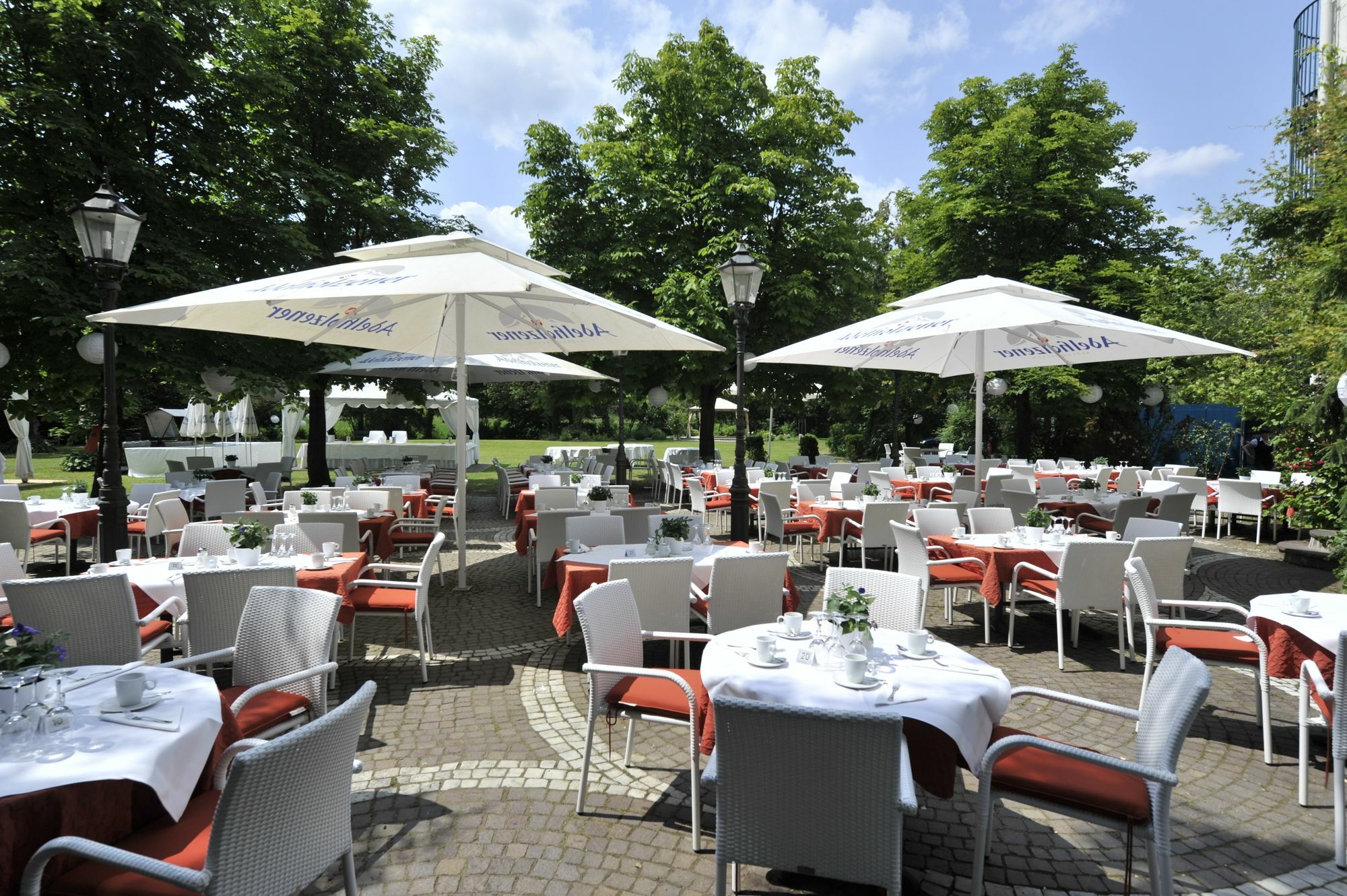 Parkhotel Schmid Adelsried Bagian luar foto